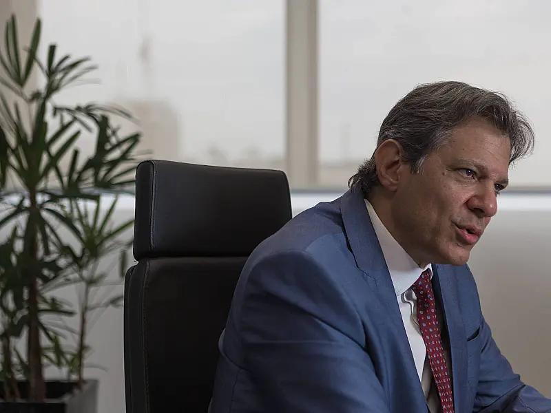 Nota da Receita alerta sobre riscos políticos em corte de gastos tributários