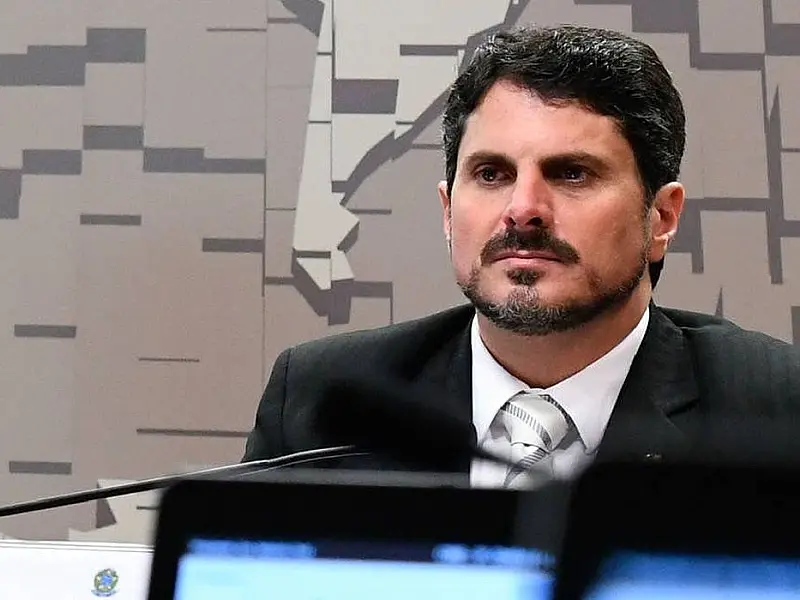 Marcos do Val diz que Daniel Silveira planejava golpe de Estado