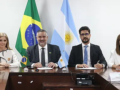 EBC assina protocolos com empresas de comunicação pública argentinas