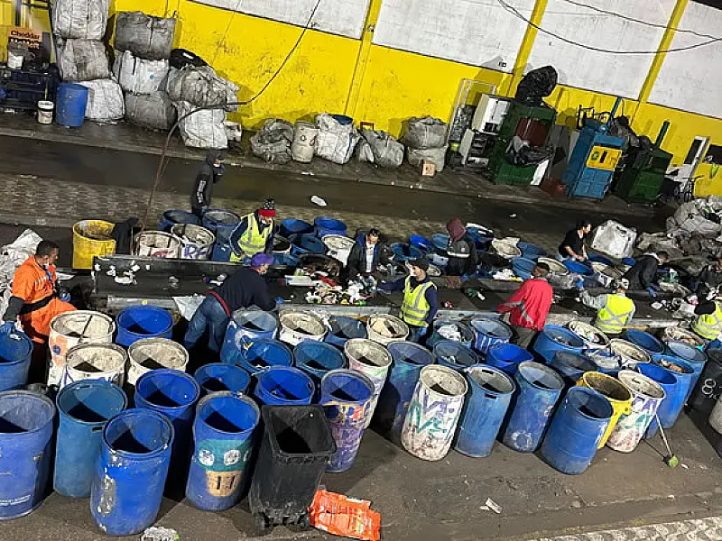 Coleta Noturna impulsiona reciclagem em São Vicente