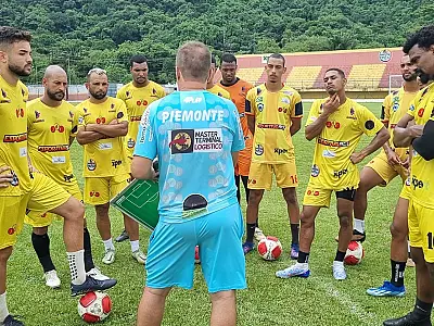 Com a volta dos atacantes Matheus Ney e Tiaguinho, Jabuca recebe o São-Carlense pela Série A4