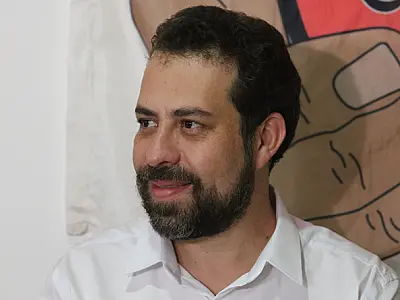 Lula evita pedir voto, mas reforça estratégia eleitoral de Boulos e acirra guerra de vices