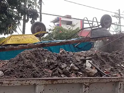 Guarda Ambiental de Praia Grande/SP flagra transporte irregular de resíduos da construção civil