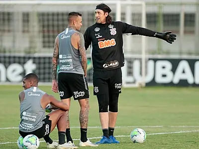 Corinthians deve usar time misto contra o Fortaleza no Brasileiro