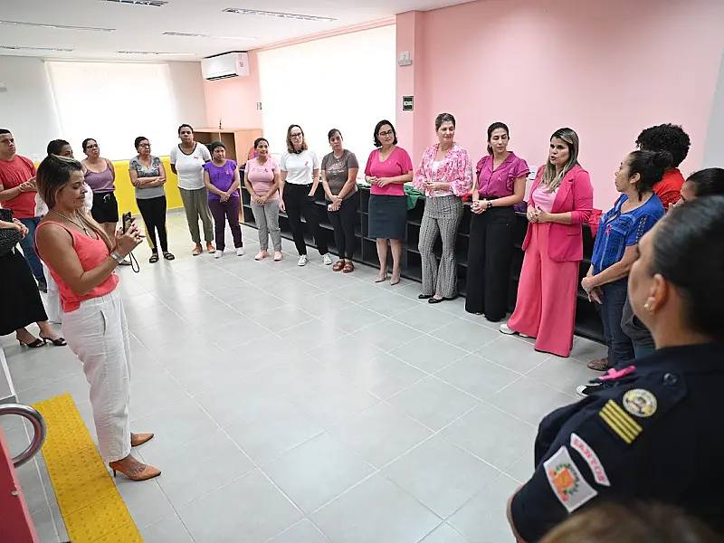 Casa da Mulher de Santos tem tarde de cuidados e fortalecimento feminino