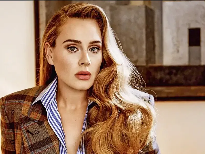 Adele gravou álbum em segredo e vai lançá-lo até o fim do ano, diz jornal