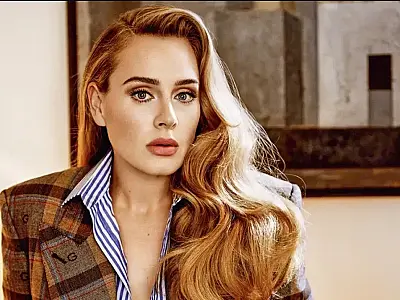 Adele gravou álbum em segredo e vai lançá-lo até o fim do ano, diz jornal