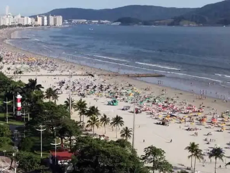 Mulher que esteve no litoral de SP morre com sintomas de virose