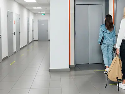 Ação inédita da Prefeitura de Mongaguá fiscaliza cumprimento de lei sobre elevadores