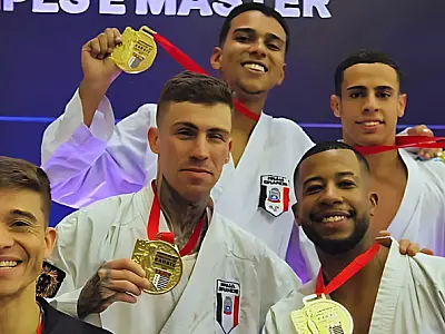 Time Praia Grande/SP de caratê é campeão Paulista por equipes na categoria sênior