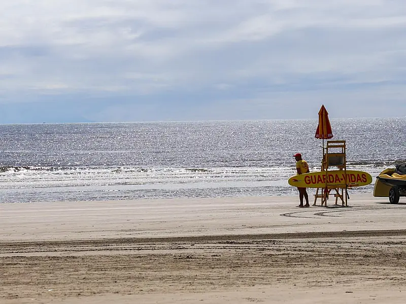 Operação Verão 2025: Turismo de SP reforça ações de orientação aos turistas