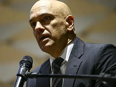 Moraes prorroga inquérito das fake news por mais 180 dias