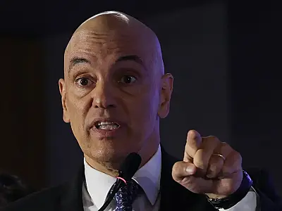 Moraes ordena prisão de blogueiros por mirarem agentes da PF nas redes