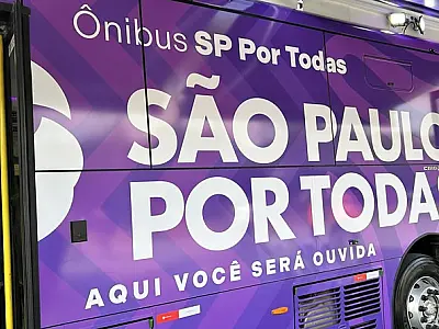 Ônibus SP Por Todas chega a Bertioga levando acolhimento e orientação às mulheres