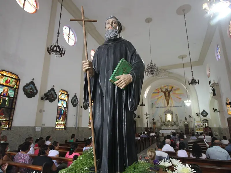 Tríduo, carreata e missa campal marcam celebração pelo dia de Santo Amaro, padroeiro de Guarujá