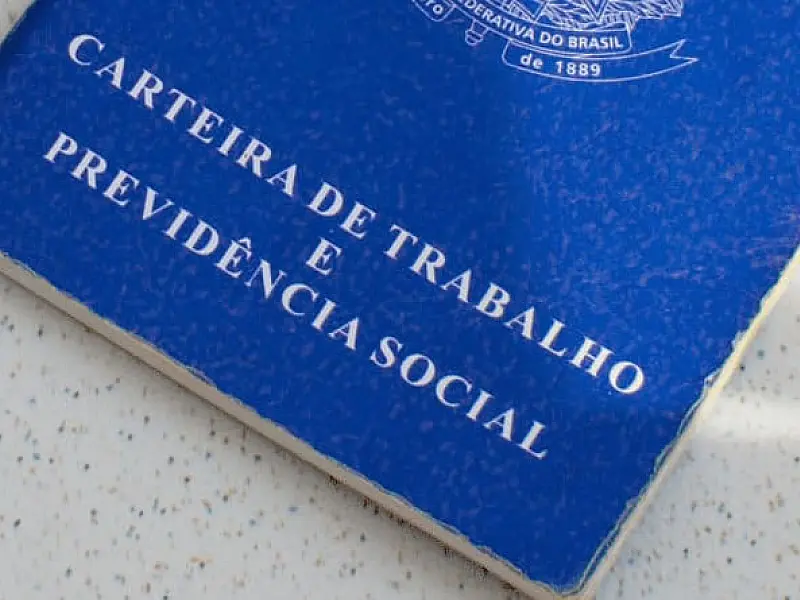PAT de Guarujá oferece 31 vagas de emprego nesta terça-feira (13)