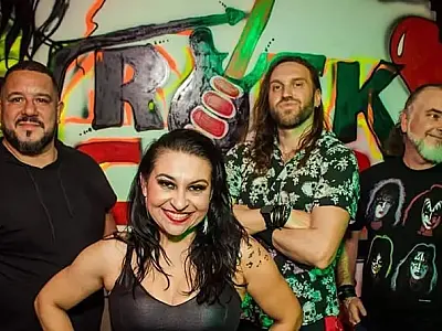 Brisamar Shopping recebe banda Kubo Mágico em especial de aniversário