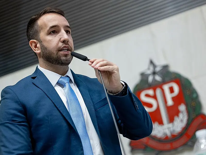 Deputado aciona MP e PGE para impedir ato de partido político em celebração ao ataque do Hamas