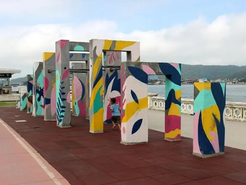 Parkour Park da Ponta da Praia ganha piso de borracha