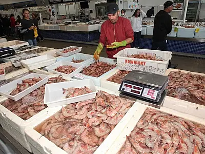 Mercado de Peixes de Santos terá festival do camarão a partir do dia 30