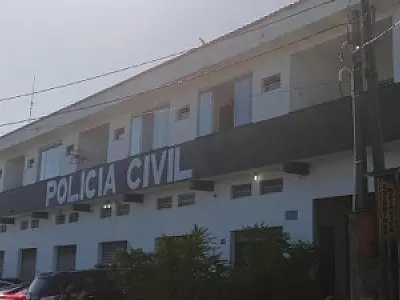 Trio é preso após invadir casa e exigir transferência de dinheiro via PIX