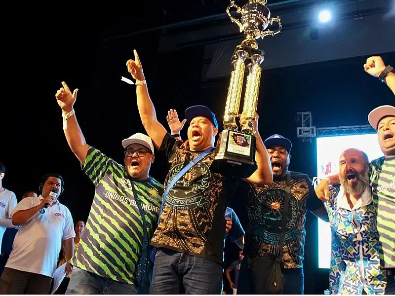 Unido dos Morros é campeã do carnaval santista