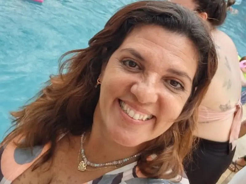 Elizandra Cândido, a Eli Laços, viraliza com post sobre trabalho como motorista particular