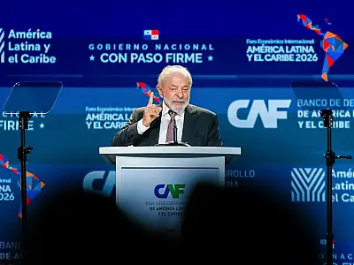 "Divididos, somos frágeis", diz Lula ao defender integração na AL