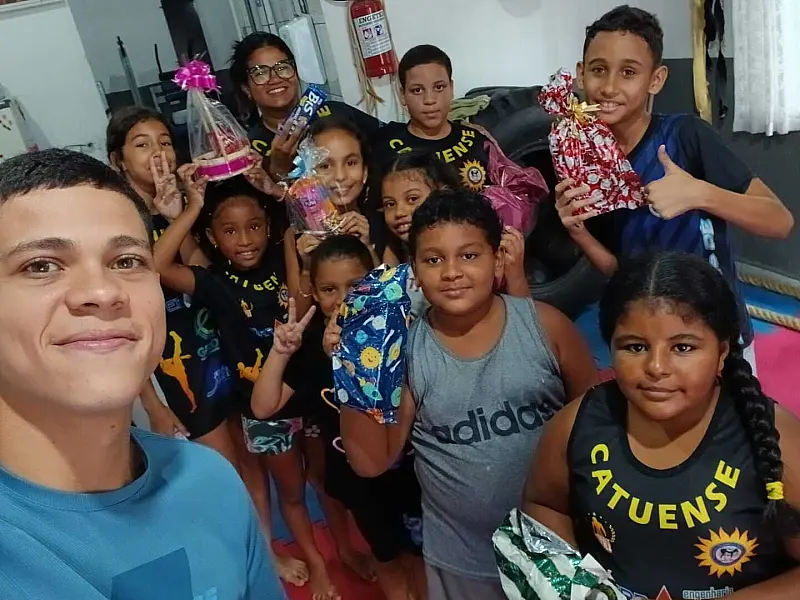 Das feiras ao topo do Brasil: Boxeador vicentino dá volta por cima e conquista bicampeonato