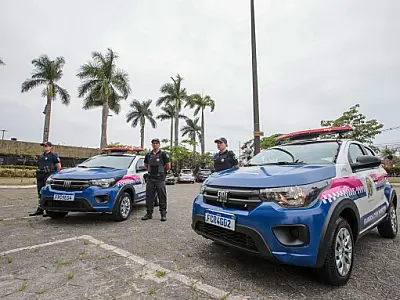 Prefeitura entrega viaturas para atuar no projeto Patrulha Guardiã Maria da Penha