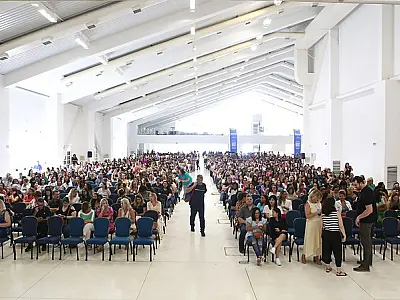 Simpósio de Educação reúne quase 3 mil profissionais e estratégias em TEA