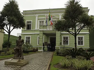 Prefeitura abre inscrições para orientar inscritos no Vestibulinho da ETEC
