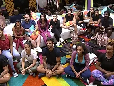 Participantes do BBB 22 recebem resultados negativos para presença de Covid