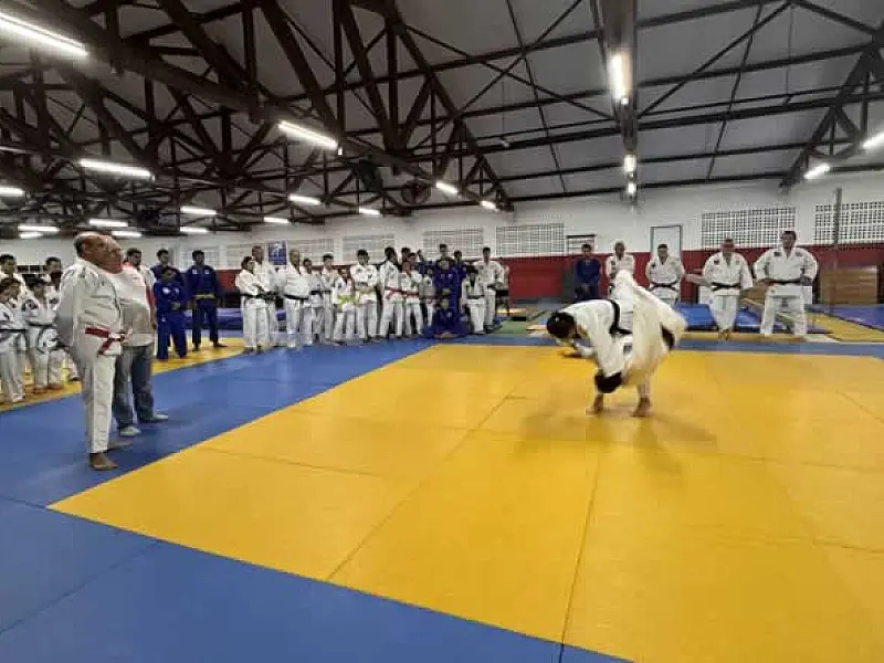 Clube Internacional de Regatas recebe Treino de Verão de Judô
