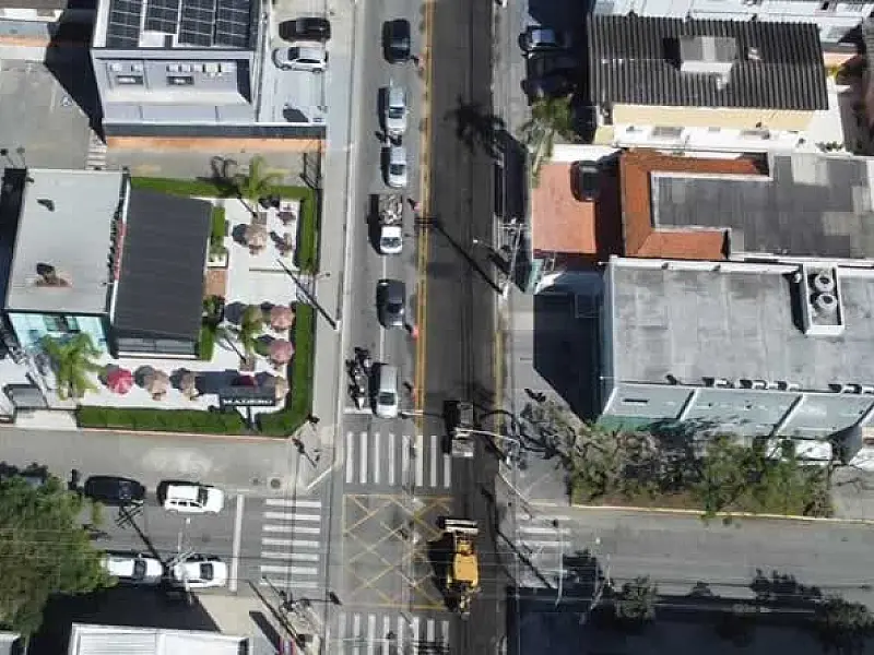 Obras na Av. Deputado Emílio Carlos mantêm alterações no trânsito da Vila Maia