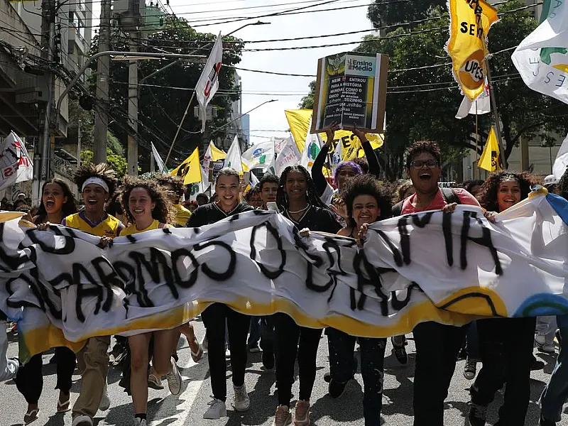 Educadores dizem que novo ensino médio amplia desigualdades