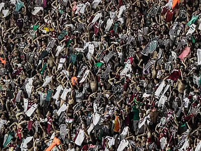 Fluminense freia embalo do Cruzeiro e volta a vencer pelo Brasileiro