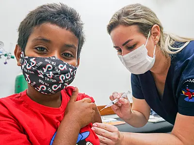 Nem metade das crianças de 5 a 11 anos tem vacinação completa