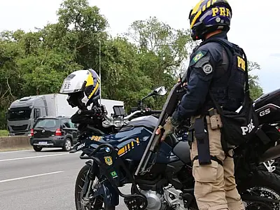 PRF reforça efetivo para feriado prolongado de Tiradentes