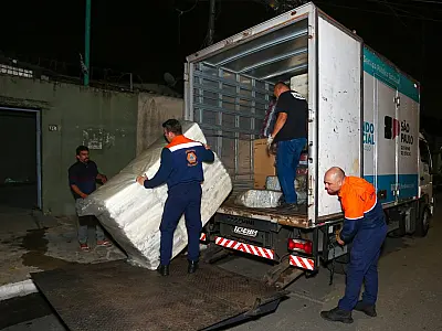 Governo de São Paulo envia 2,1 mil itens de ajuda humanitária após chuvas em Mongaguá