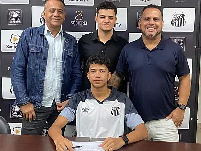 Destaque da base do Jabaquara, meia Rian reforça o sub-15 do Santos