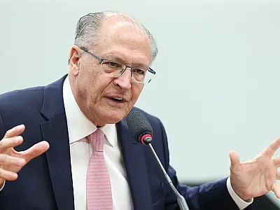 Meta fiscal de 2024 está em discussão e não foi definida, diz Alckmin