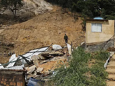 Petrópolis tem 876 abrigados em 13 pontos de apoio