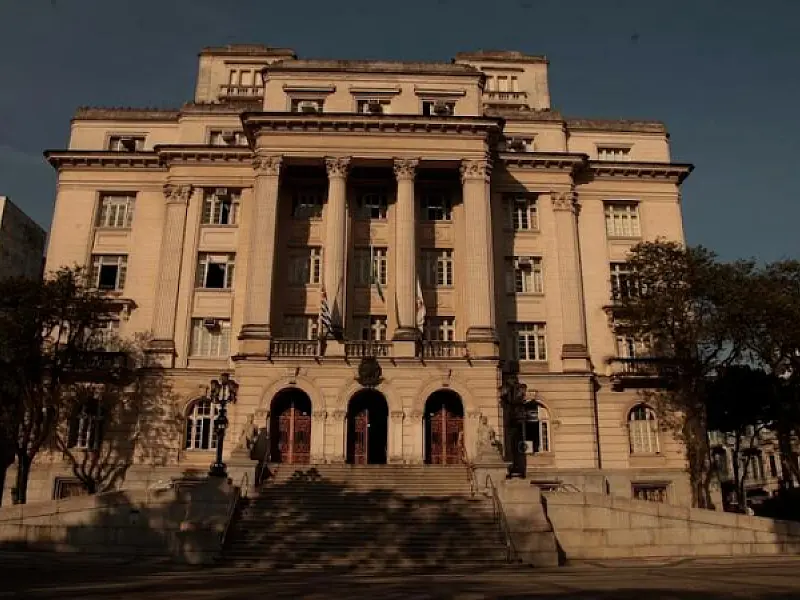 Continuam abertas as inscrições para 102 vagas em três concursos públicos