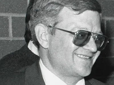 Tom Clancy: o mestre do Techno-Thriller e sua influência na cultura pop