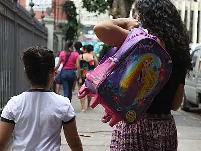 Escola em tempo integral: governo publica regras para adesão