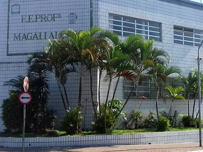 Adolescente é apreendido após prometer massacre em escola estadual na Praia Grande