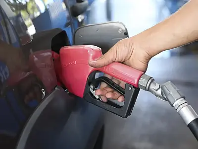 Petrobras anuncia redução de R$ 0,30 no preço do diesel