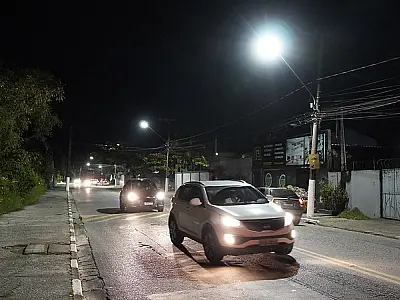 Em Guarujá, Jardim Virgínia I é totalmente iluminado por LED
