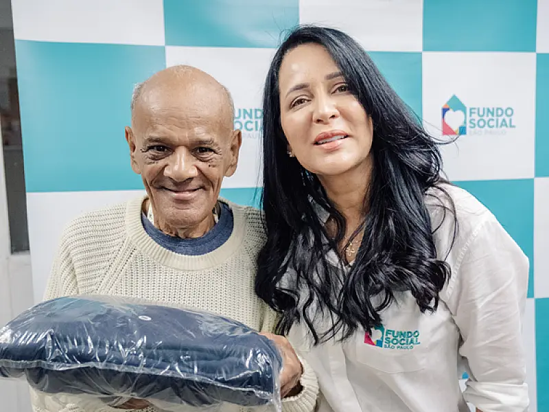 Primeira-Dama Cristiane Freitas promove a Campanha do Agasalho